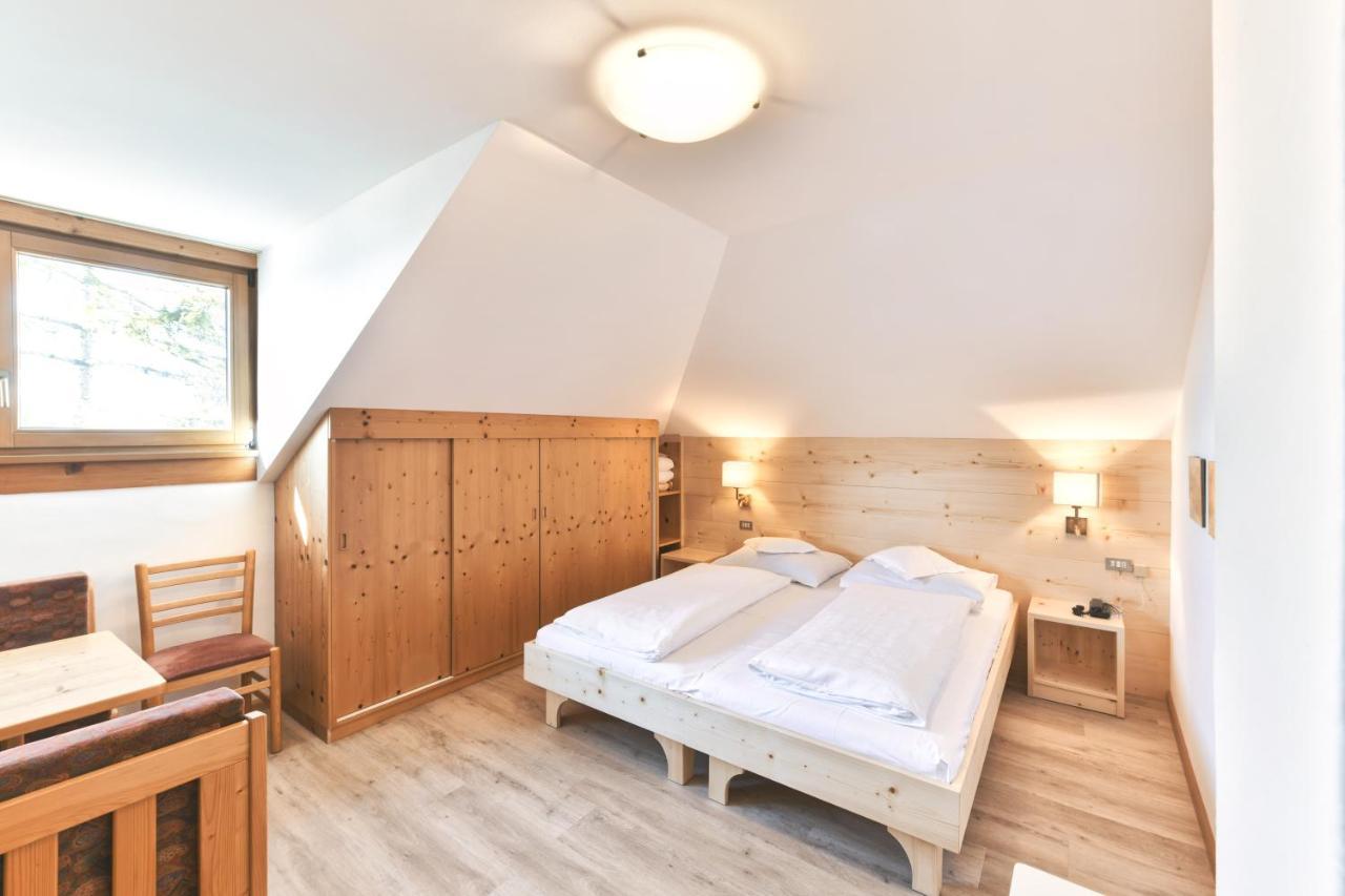 Hotel Gasthof Stern 노바포넨테 외부 사진